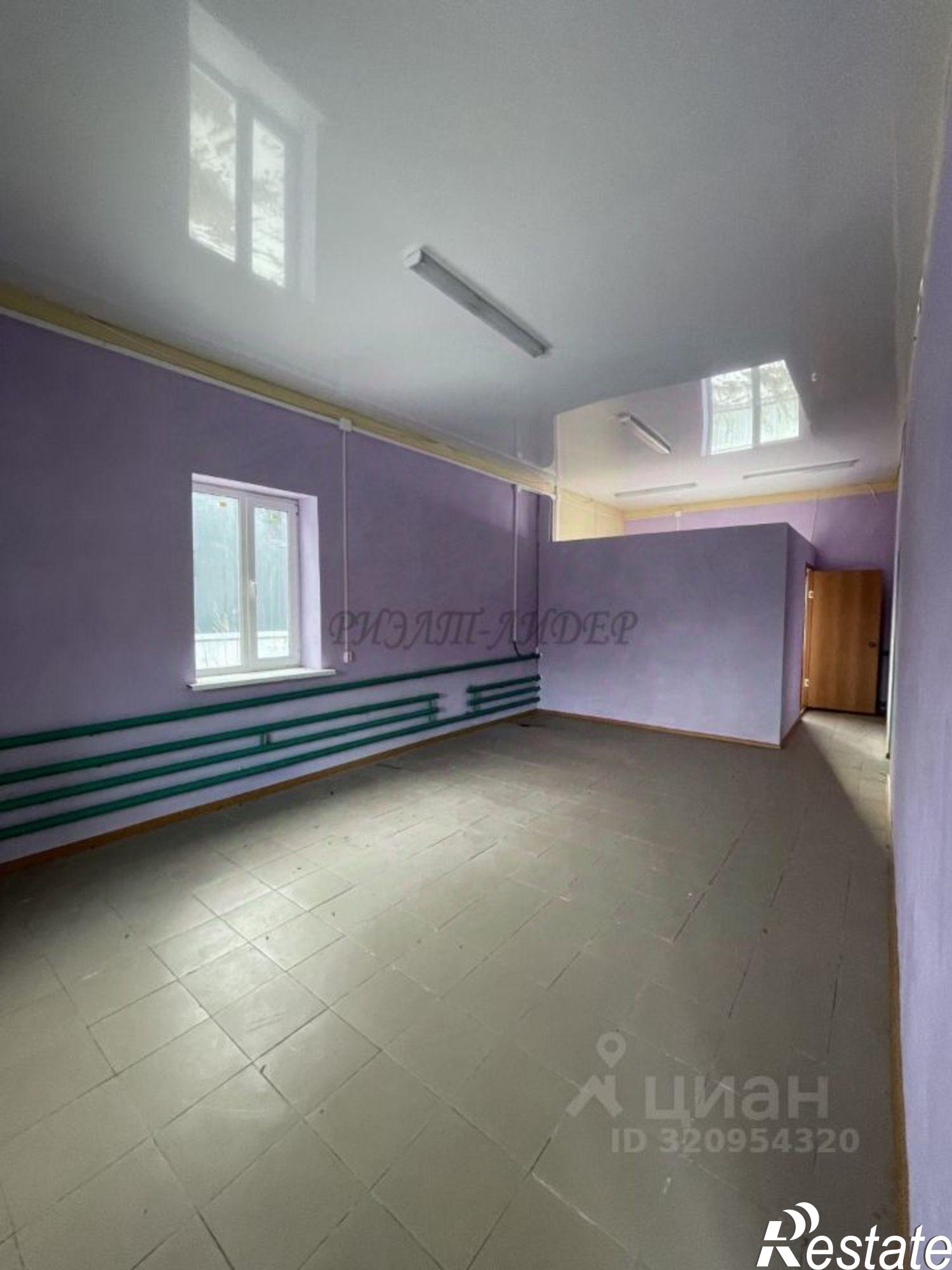 Купить торговое помещение за 31 500 200 рублей на улица Строителей