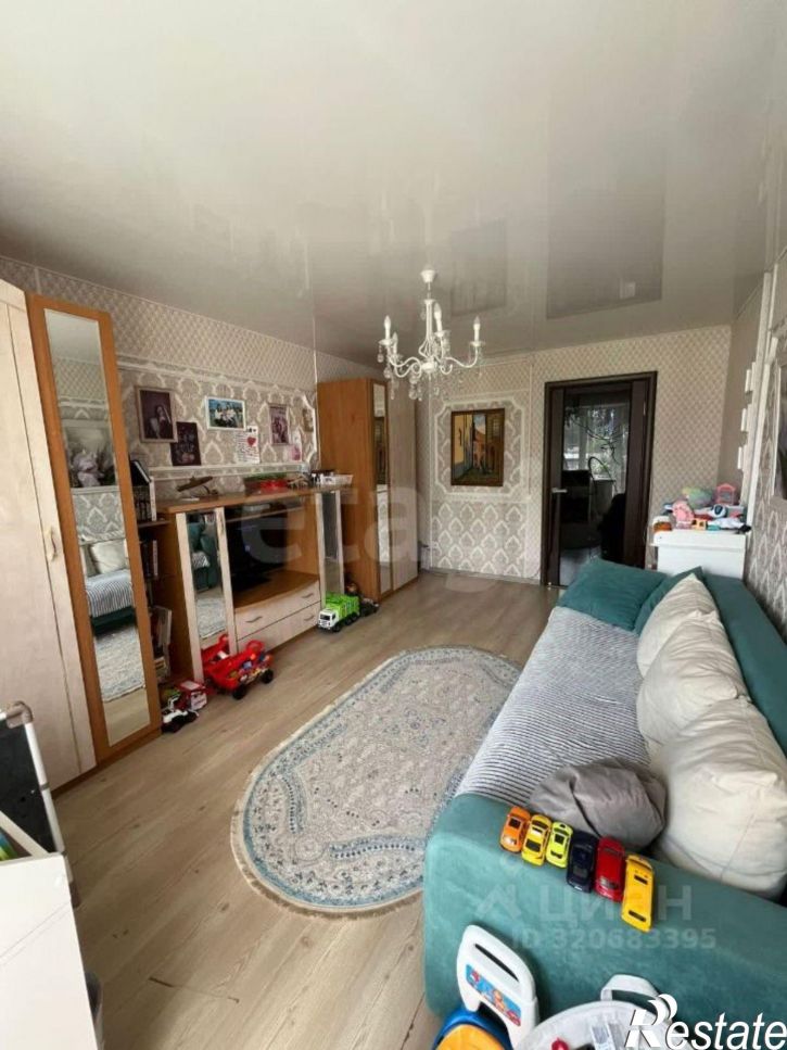 3-комн квартира улица Механизаторов, 20,  д. 20