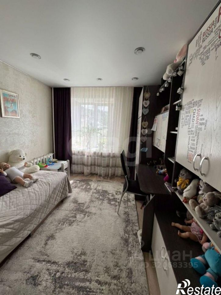 3-комн квартира улица Механизаторов, 20,  д. 20