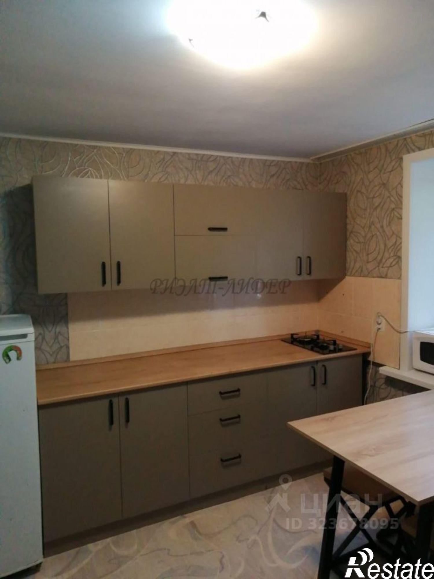 Сдать дачу, дом, коттедж за 100 000 рублей на Школьный пер, 8